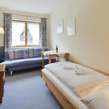 Haus Wallis Guest house 3*