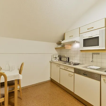 Haus Wallis 3*