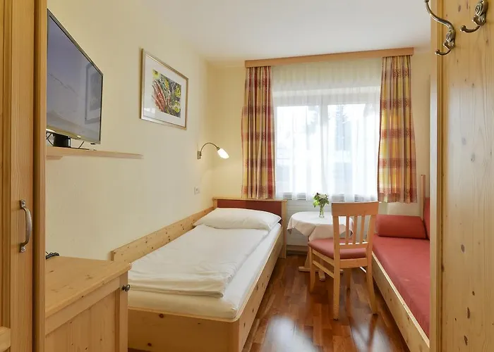 Guest house Haus Wallis Lech am Arlberg